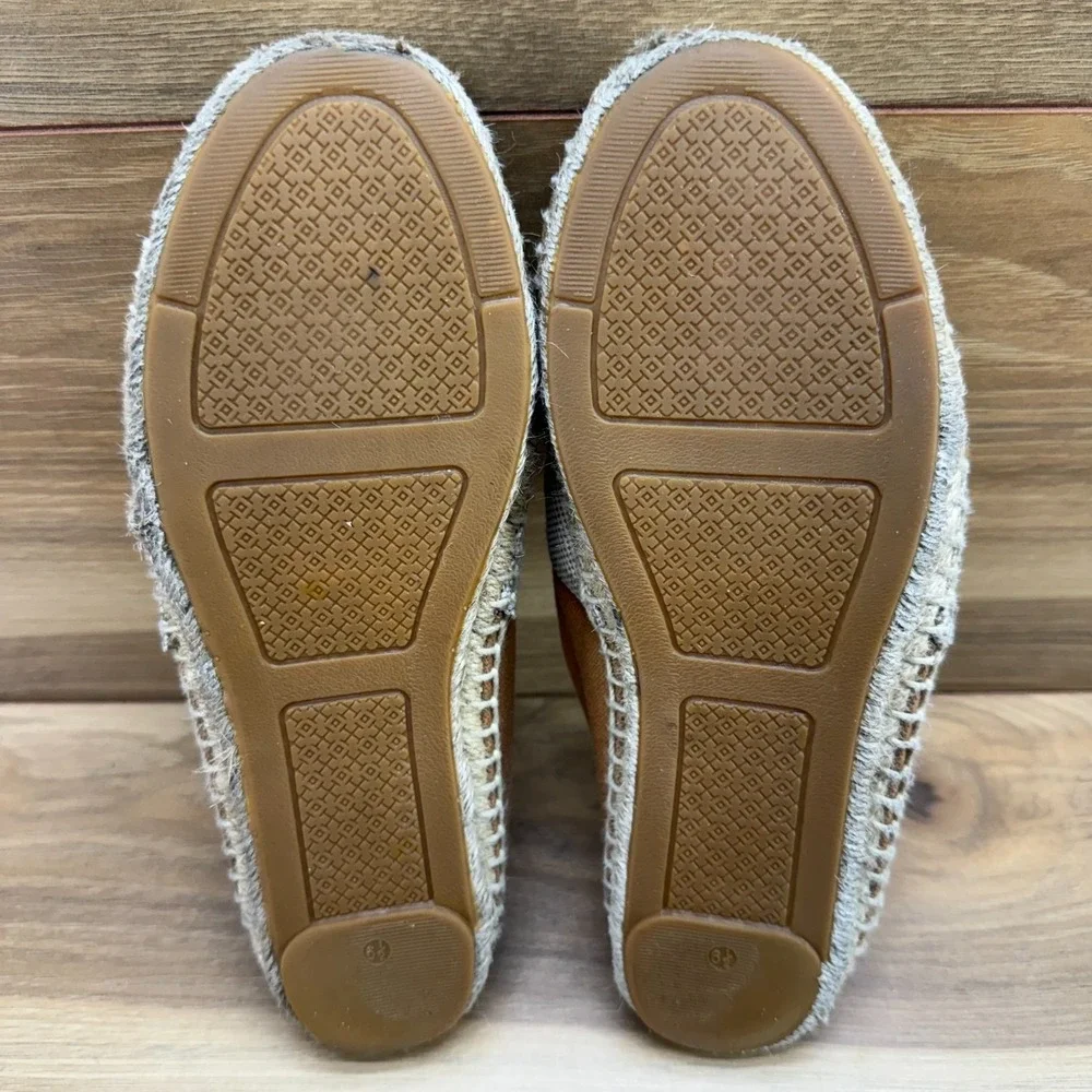 Tory Burch Espadrilles Flats 6.5 Tan Cream Canvas Loafers Vacation Resort Summer